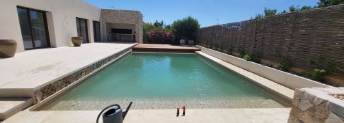 Rénovation d'une piscine béton et création d'une terrasse bois